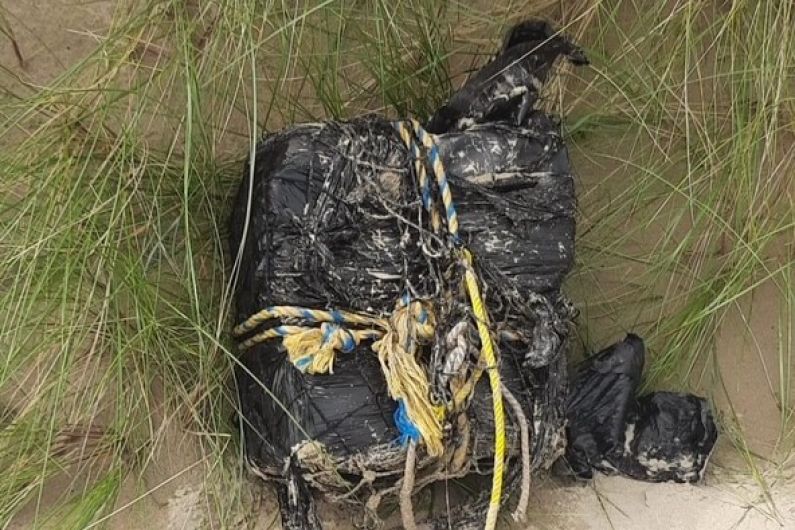 &euro;4m worth of cocaine 'beached' in Co Donegal