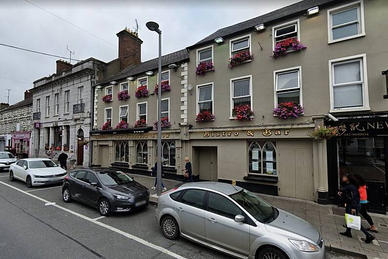 Approval granted for redevelopment of well-known Carrickmacross bar