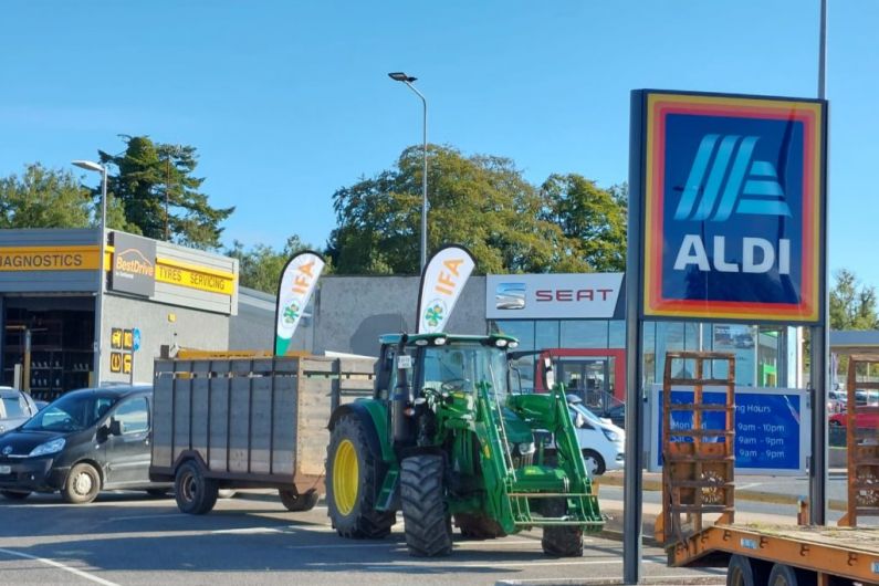 Food supplies dwindle on shop shelves in Cavan as protest gathers momentum