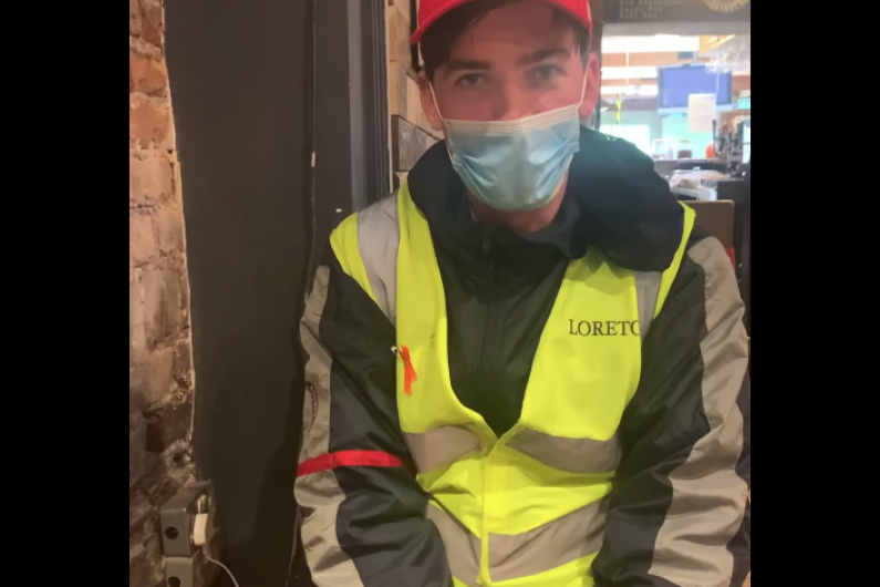 Kilkenny man stops off in Kingscourt bar as part of walk to Armagh for a pint