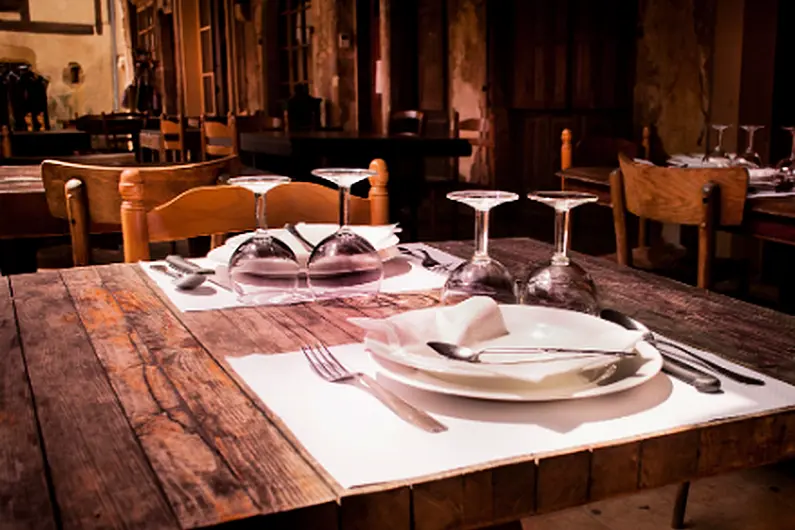 Government expected to give green light to indoor dining today