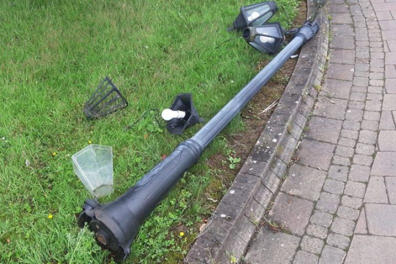 Castleblayney Gardaí appeal for information after damage caused to ornamental lamp post on private driveway