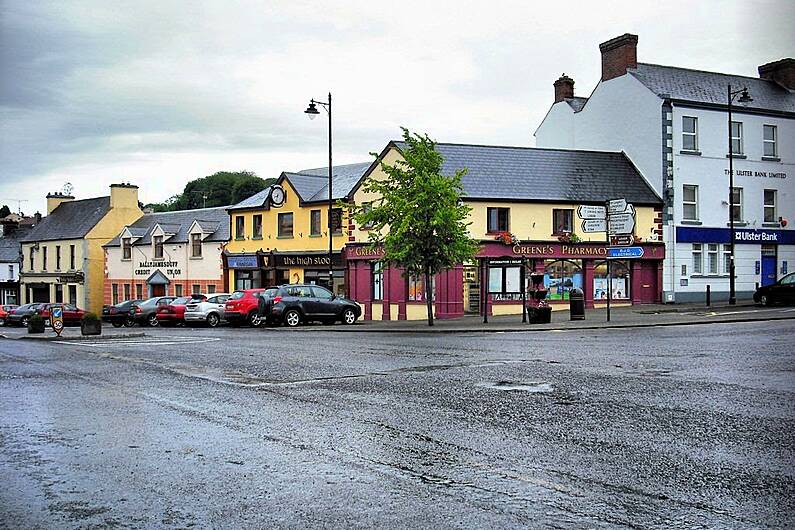 Listen Back: Town of Ballyjamesduff to honour Paddy Reilly