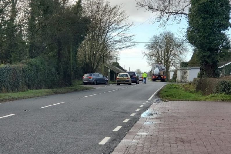 The Cavan-Clones road remains closed as security alert continues there this morning.