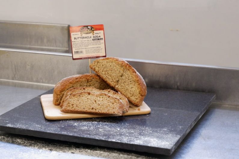 Major retailers drop price of bread by 10c