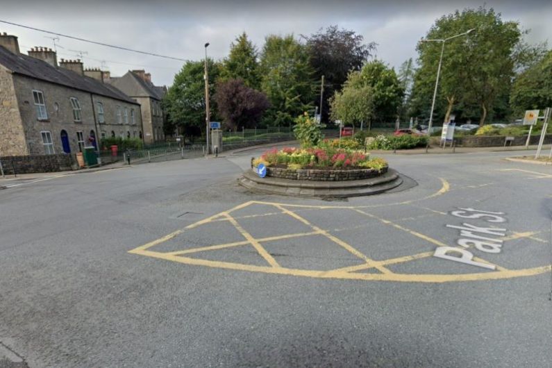 Meeting to be held with engineering team about "crazy" Monaghan Town roundabout