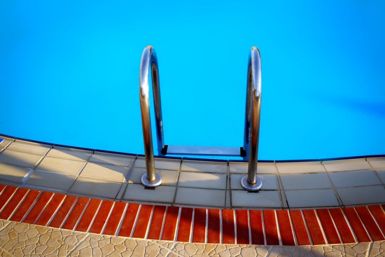 Almost &euro;25,000 in funding for local swimming pools