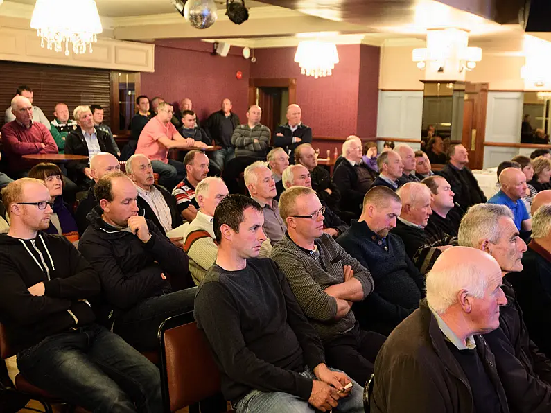 Two hundred farmers attend meeting in Buncrana following floods