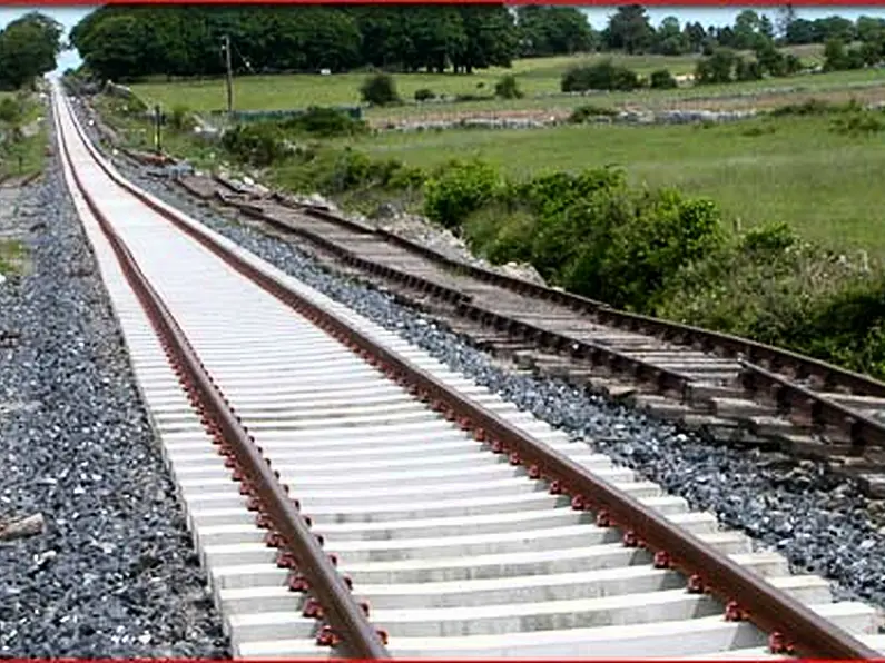 Hourly rail service between major cities recommended