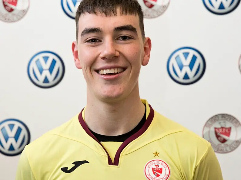 Luke McNicholas signs new contract with Sligo Rovers