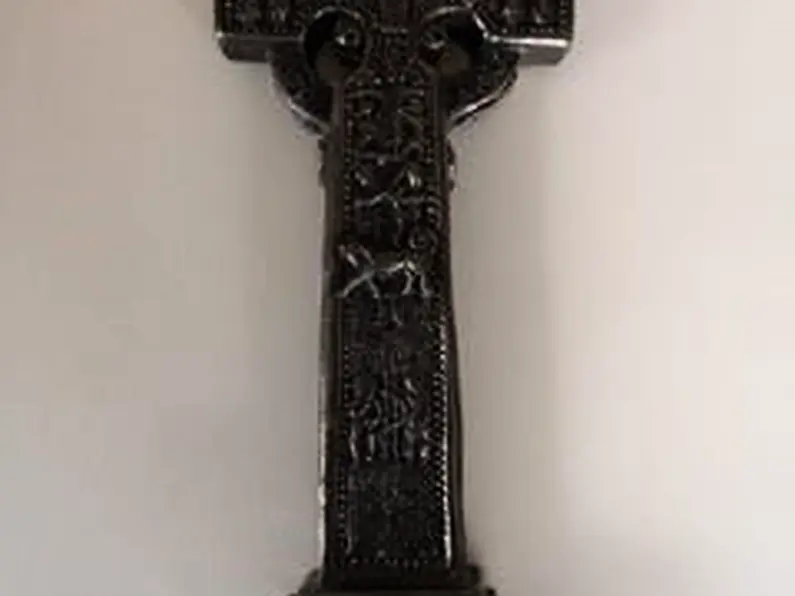 Gardai seek help in finding stolen cross