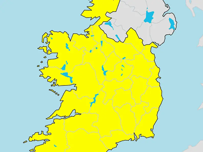 Met Eireann extend weather warning until Monday morning