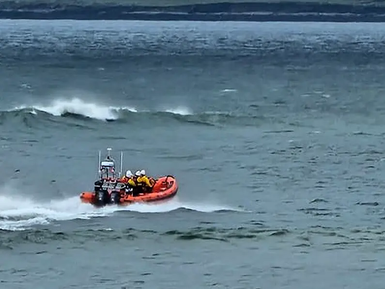 Kite surfer rescued after getting into difficulty at Strandhill