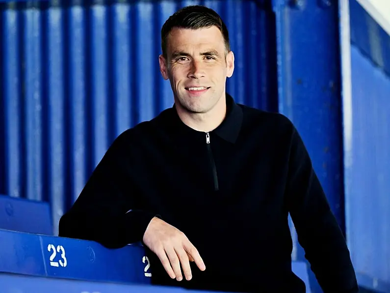 Seamus Coleman signs contract extension with Everton