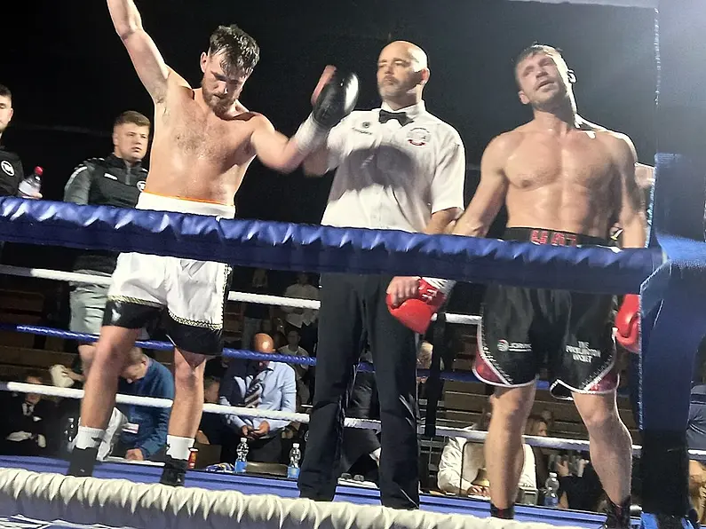 Sligo boxer Thomas Dyer wins pro debut bout