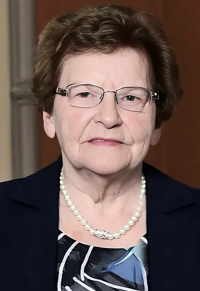 Una Mc Loughlin (née Donagher)