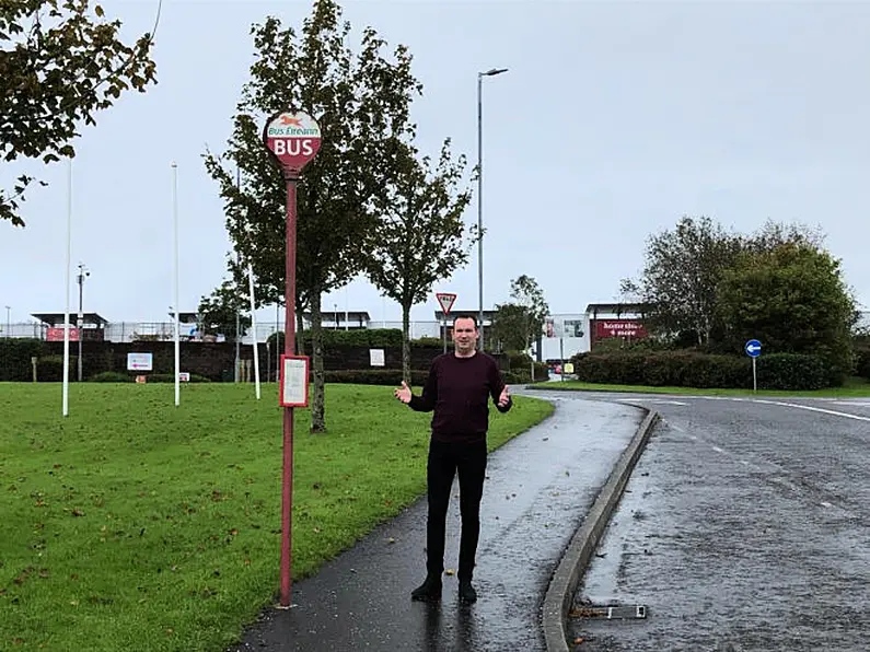 Lack of bus shelters in Sligo highlighted