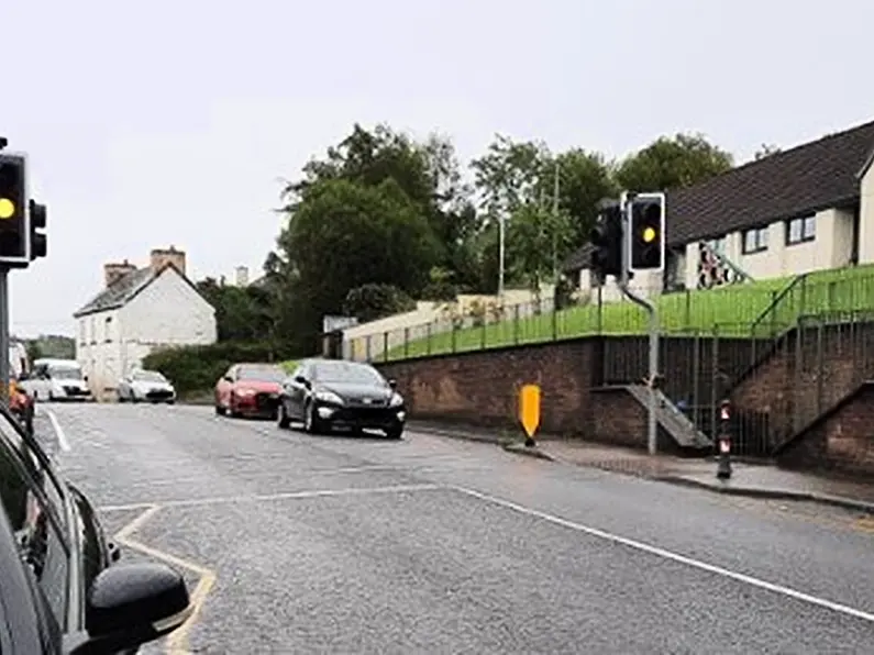 Motorists speeding, even failing to stop, at traffic lights near Donegal Town school