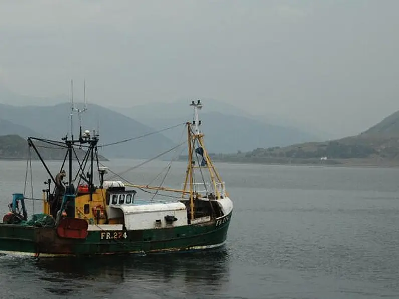 Donegal trawler sinks amid trouble last night