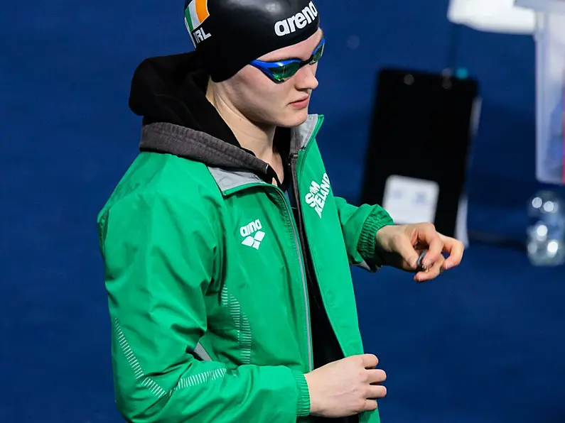 McSharry cruises into 100m breaststroke semi-finals