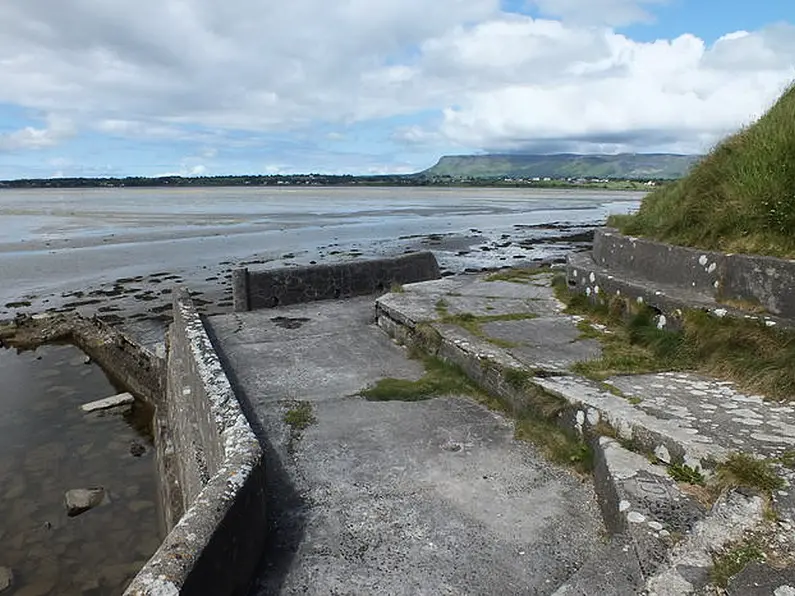 Public advised of closure rocks at Gilbratar Point