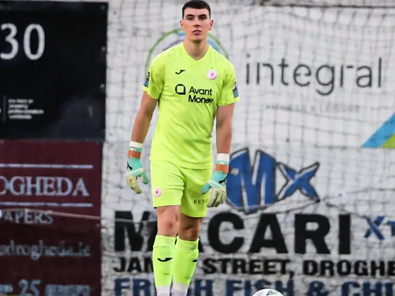 Sligo Rovers keeper Luke McNicholas joins Wrexham