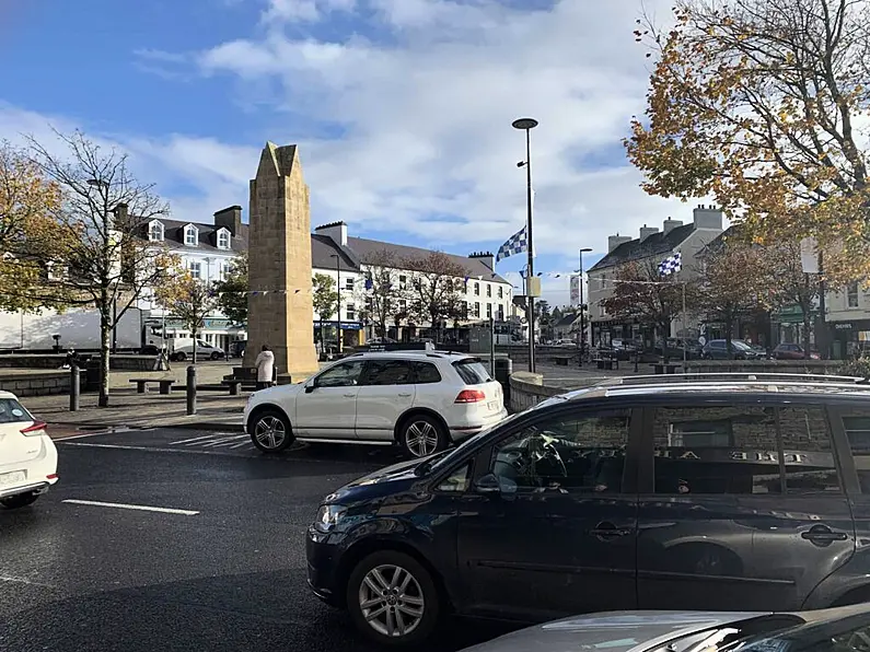 Spotlight shone on public lighting issues in Donegal Town