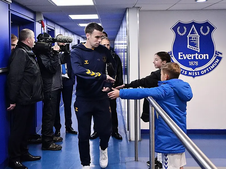 Coleman makes winning return for Everton