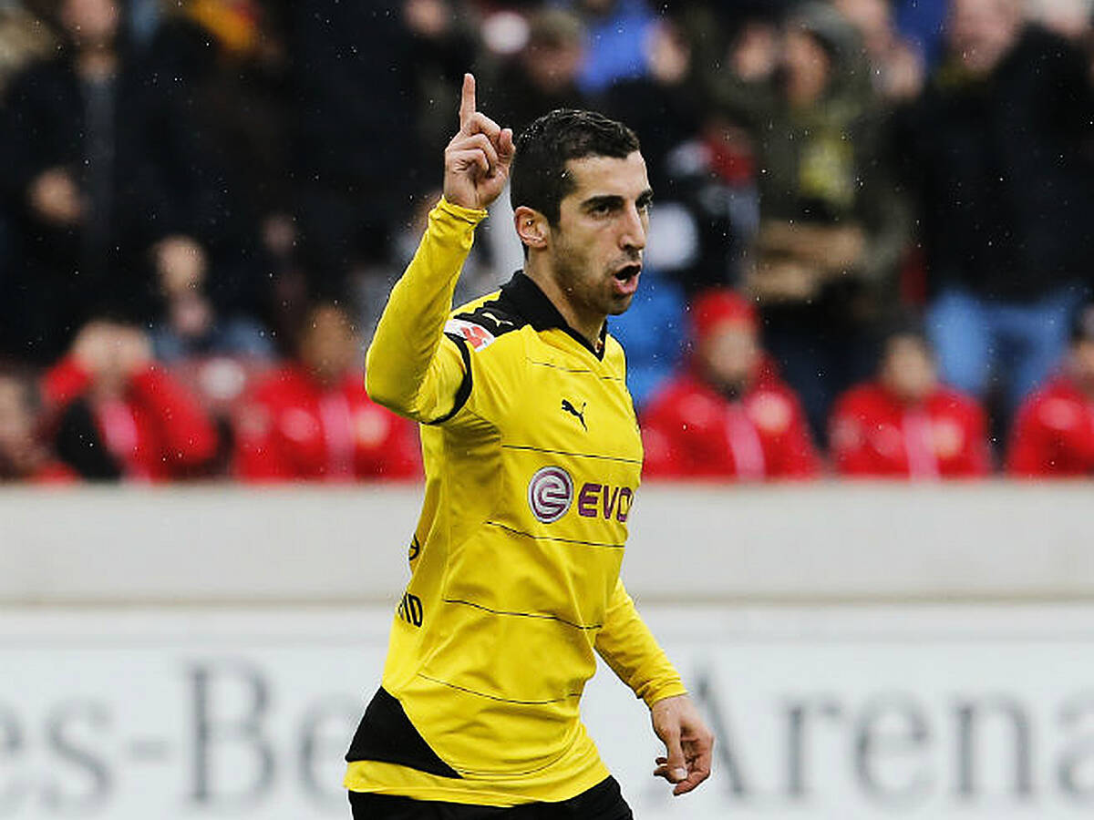 Borussia Dortmund make €23m bid for Henrikh Mkhitaryan