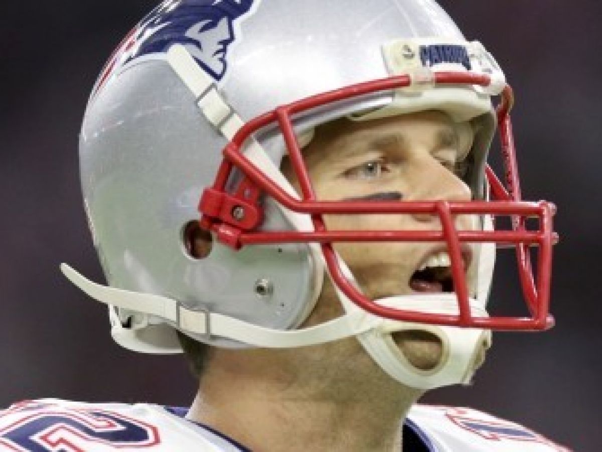 Tom Brady's stolen Super Bowl jersey found in possession of