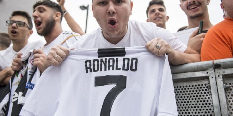 Juventus sell HALF A MILLION shirts to pay off half of Cristiano