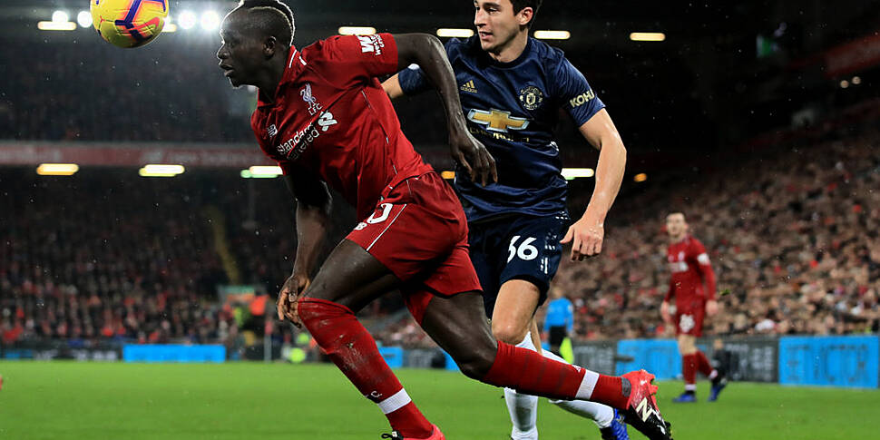 Is It Wrong For A Man United F...