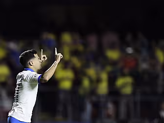 Coutinho brace as Brazil beat...