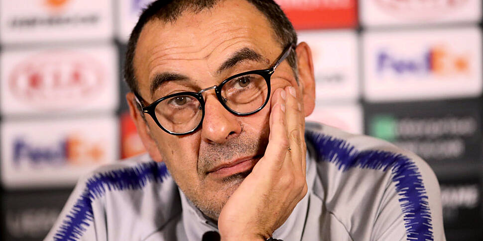 Sarri leaves Chelsea to take o...
