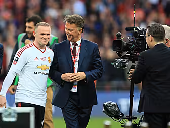 Wayne Rooney picks Van Gaal as...