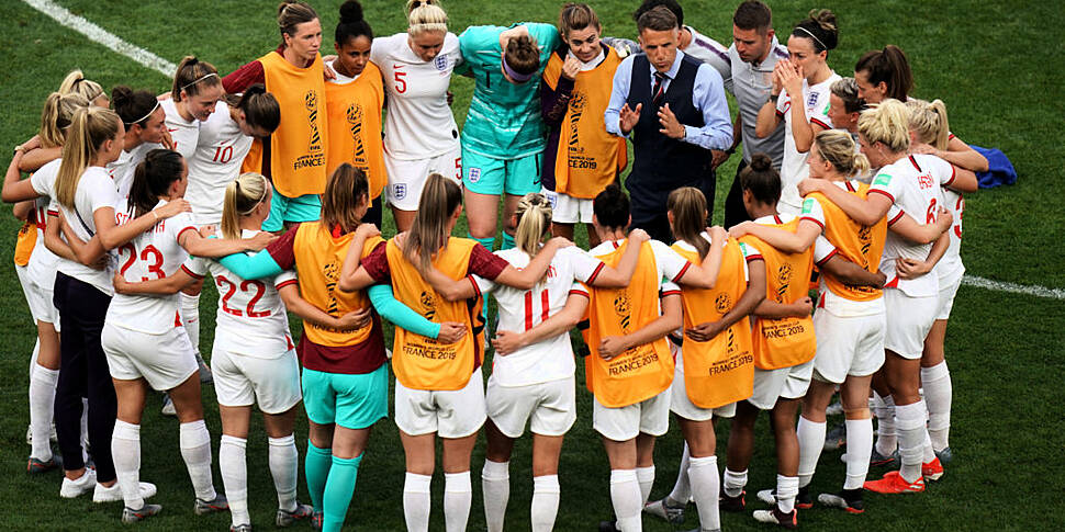 Jacqui Oatley | Phil Neville i...