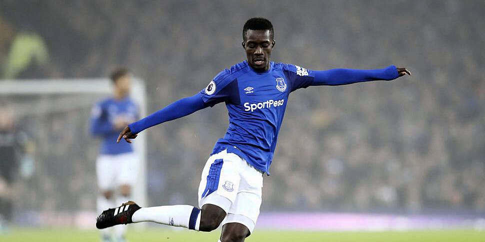 Idrissa Gueye leaves the Premi...