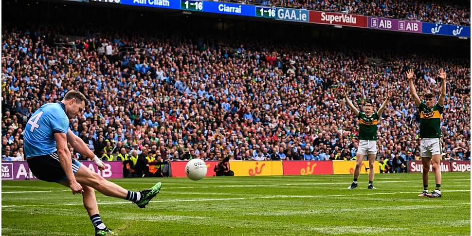 'It was a tired strike from De...