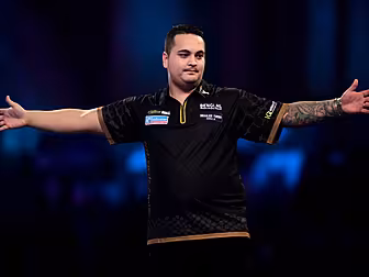 Darts delight at Ally Pally fr...