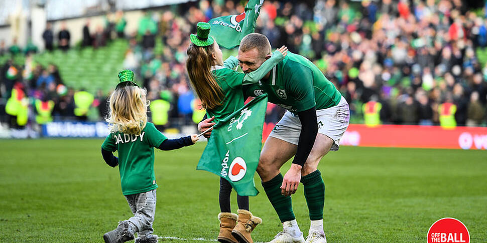 Keith Earls pleads with public...
