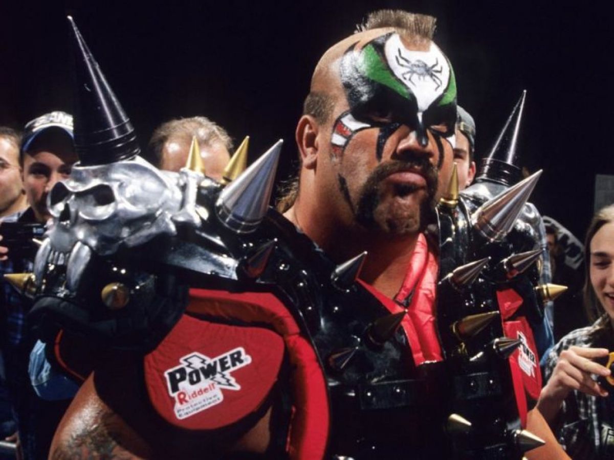 James Laurinaitis, son of Road Warrior Animal, retires from NFL - is WWE in  his future? - Wrestling News