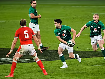 Conor Murray at outhalf 'a ris...