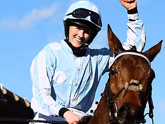WATCH | Rachael Blackmore spea...