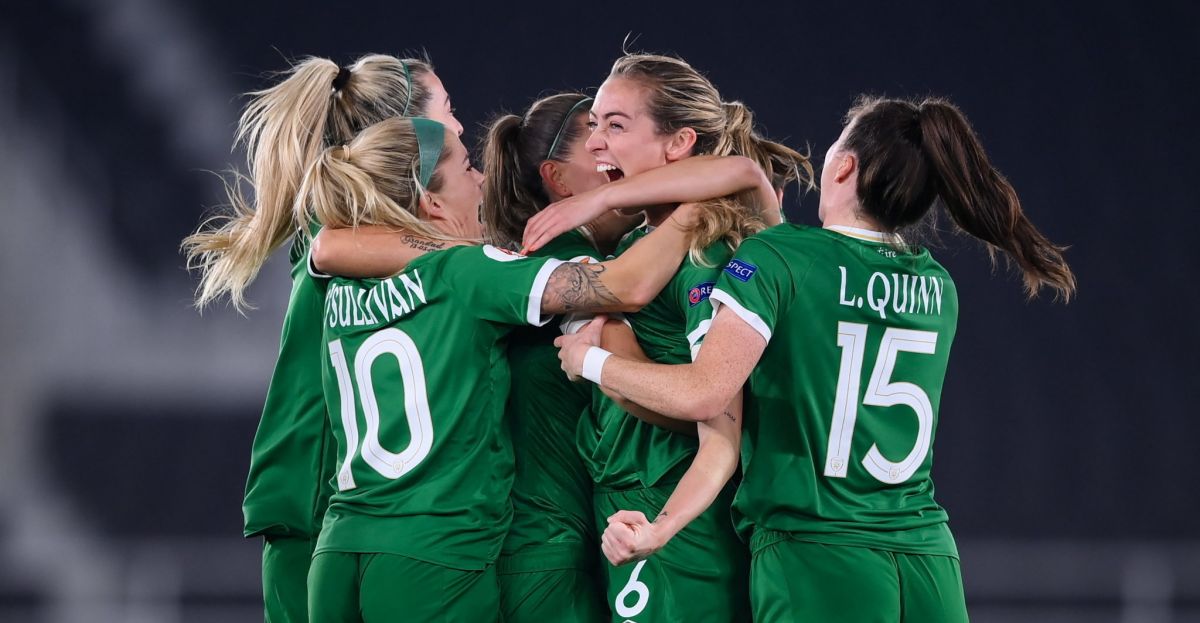 Írsko vs Fínsko Hodnotenie hráčov |  Hviezdy po celom štadióne pre Írsko