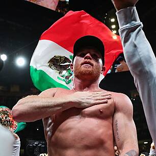 Can anyone stop Canelo? | Boxi...
