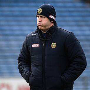 Offaly oust Martin, Koepka cru...