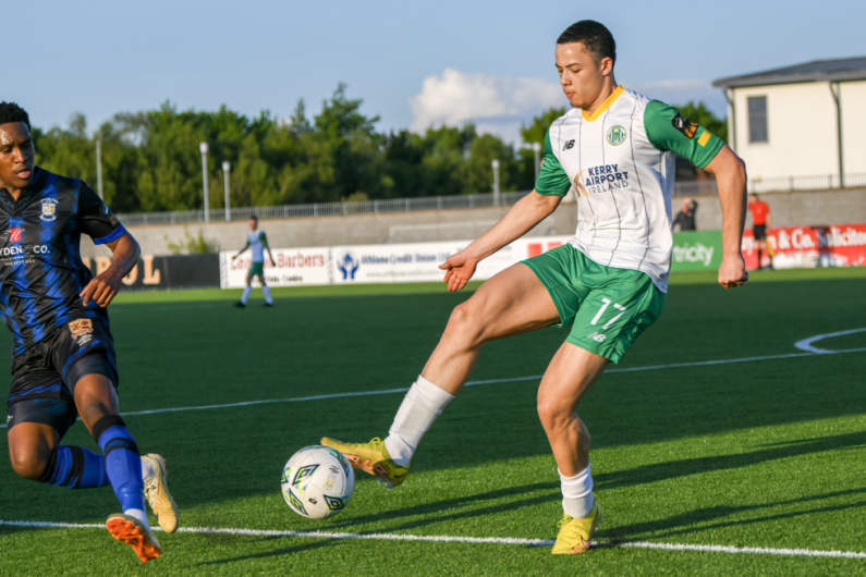 Duo re-sign for Kerry FC