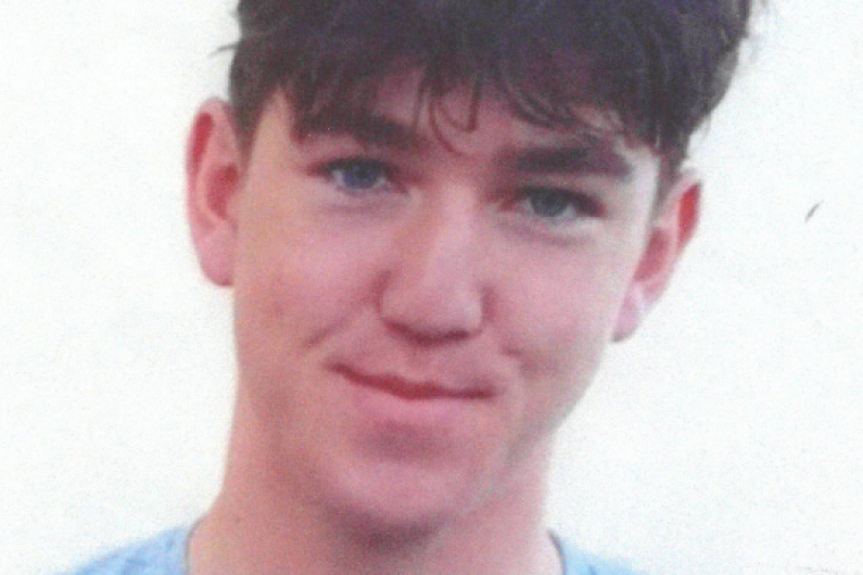 Gardaí appeal for information as teenager missing from Tralee