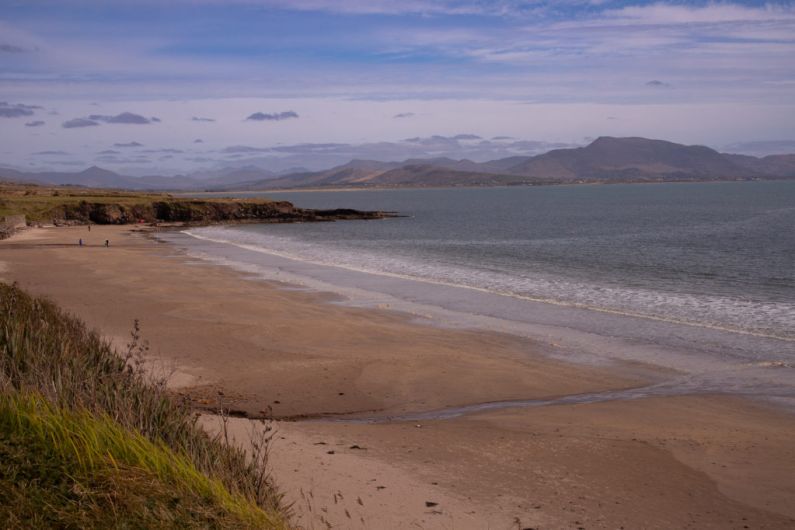 Bye-laws restricting dogs and horses from parts of Kerry's Blue Flag beaches resume