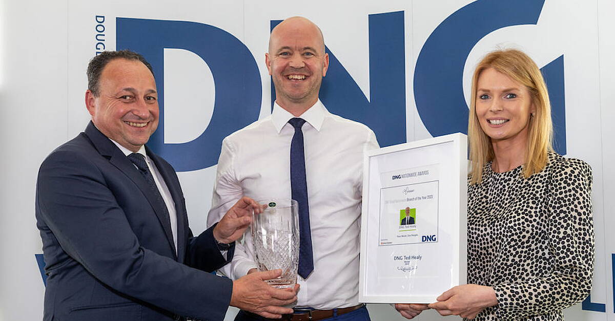 National awards for two Kerry estate agents - Vimarsana News